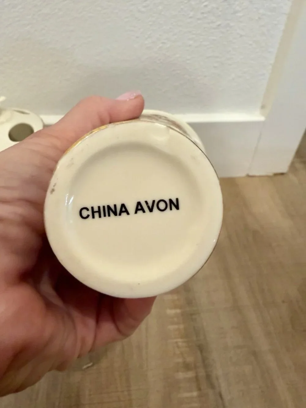 Vintage Avon Ceramic Porcelain Toothbrush Holder & Cup Set